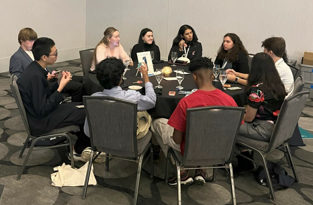 Students discussing at Borlaug Dialogues